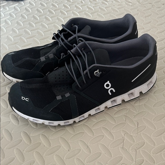 ON Men's Black Athletic Shoes - Picture 5 of 7